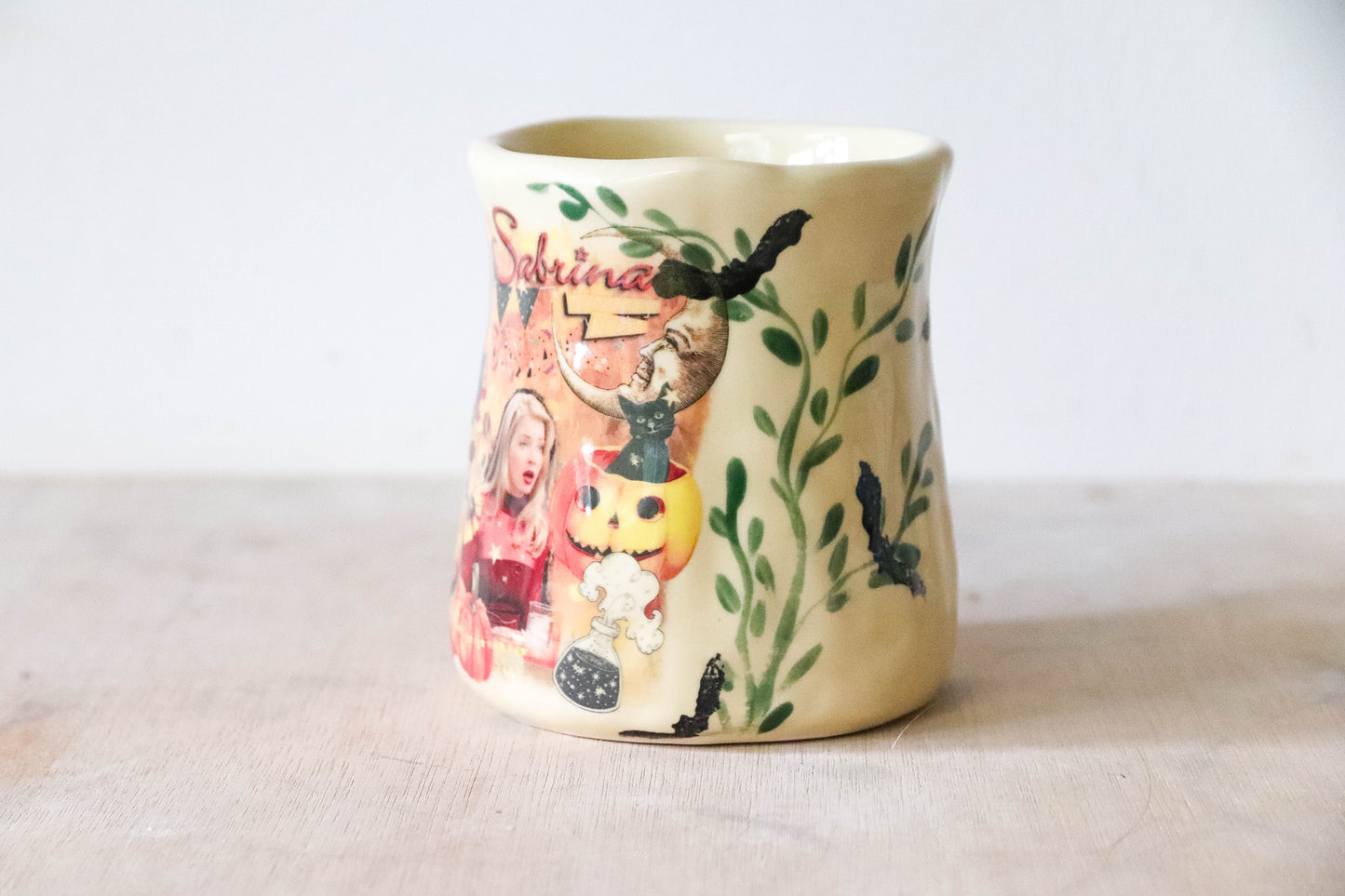 Cream Halloween Sabrina Tulip Mug