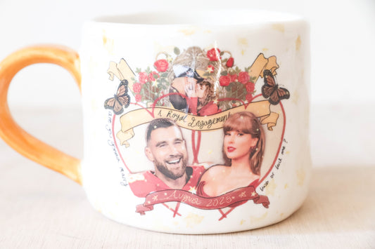 Gold Chiefs Wedding Mug Medium