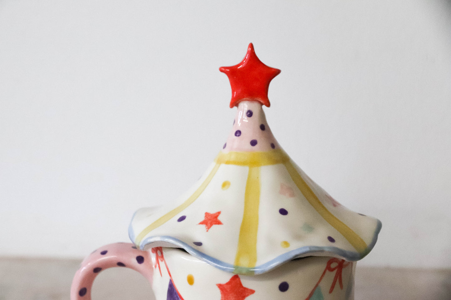 Confetti Tent Lidded Mug