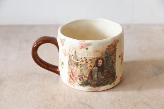 New Moon Bella Mug Medium