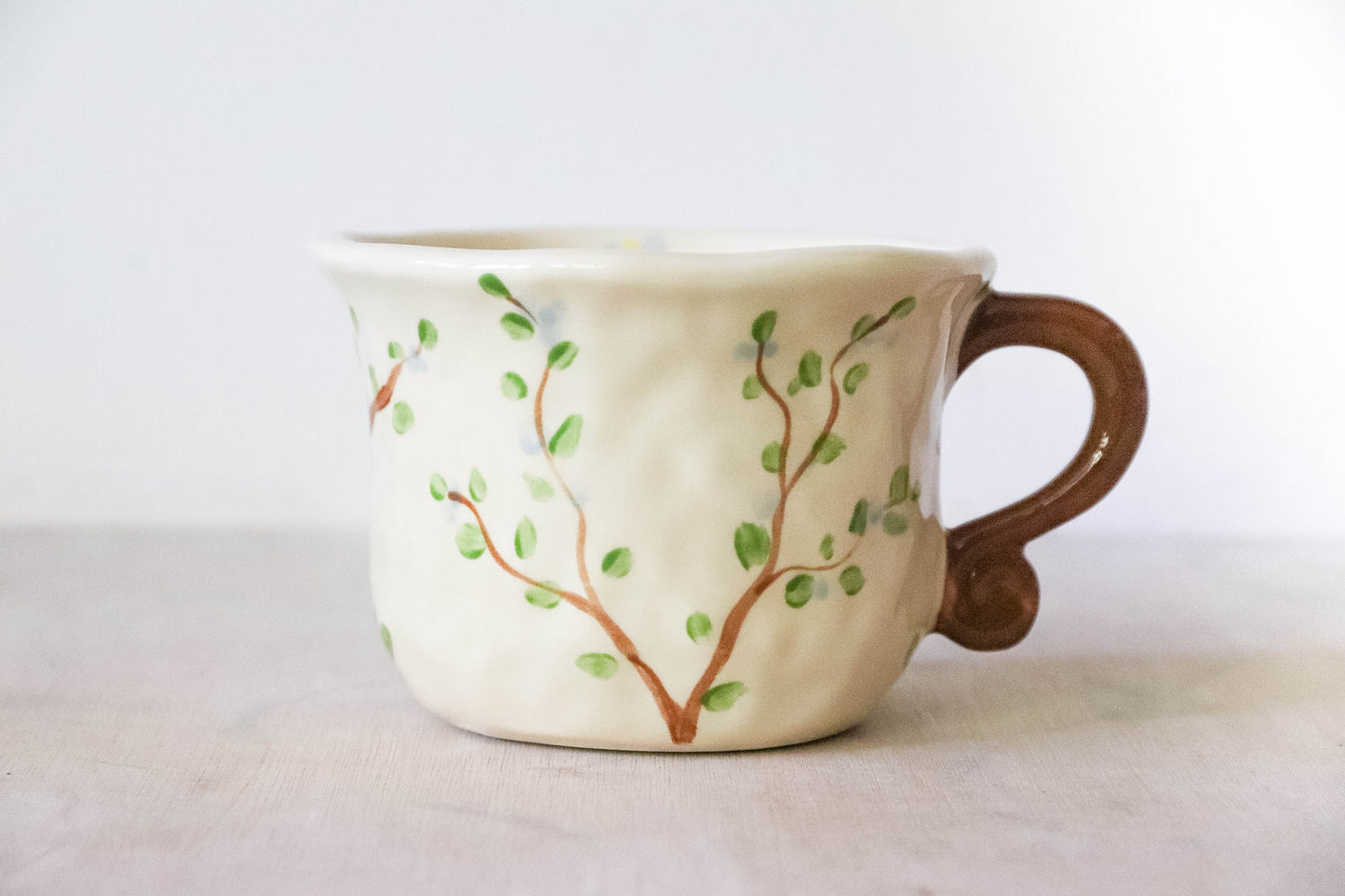 The Hobbit Vines Flare Mug