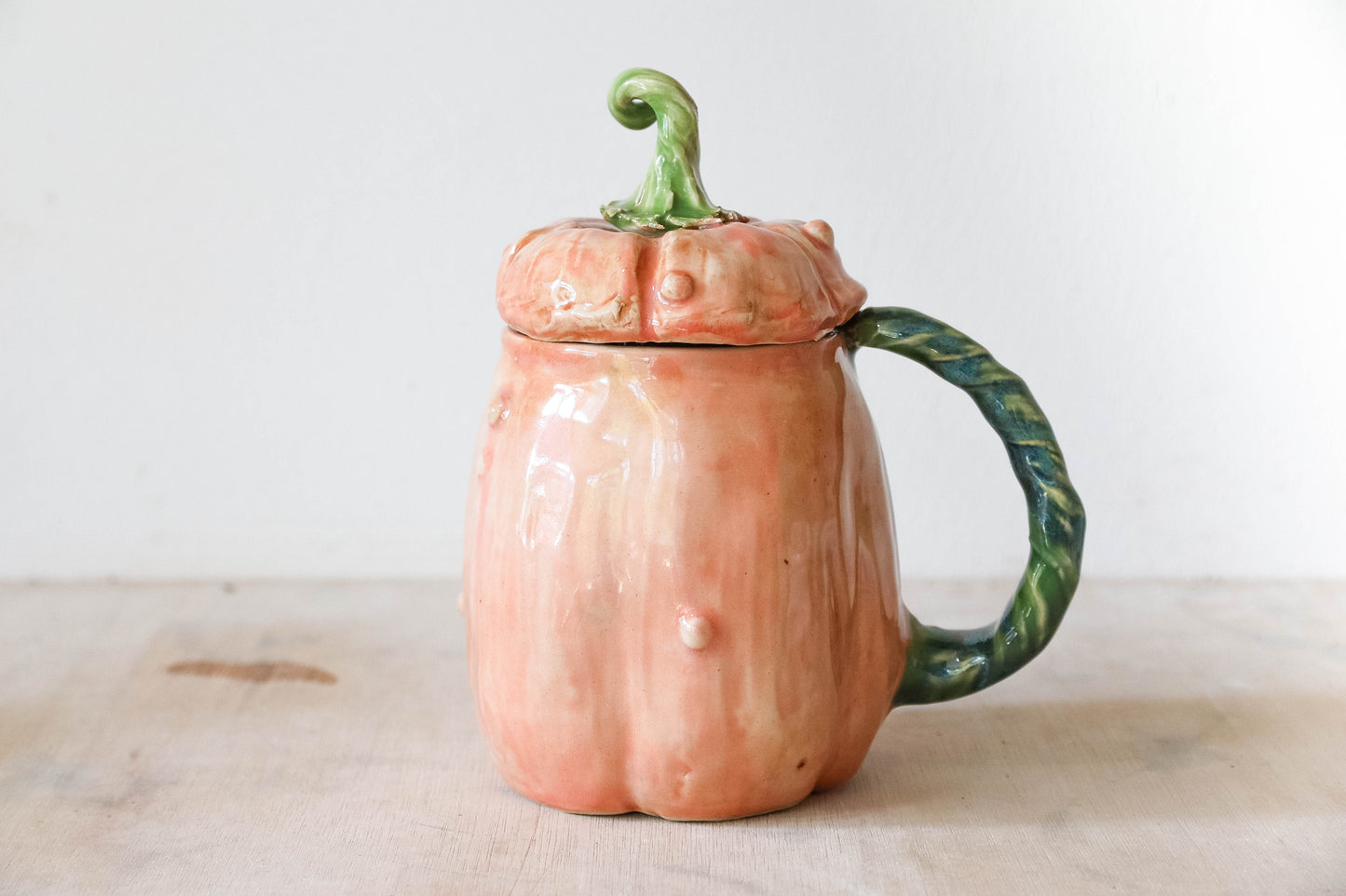 Peekaboo Mouse Pumpkin Stoneware Mug