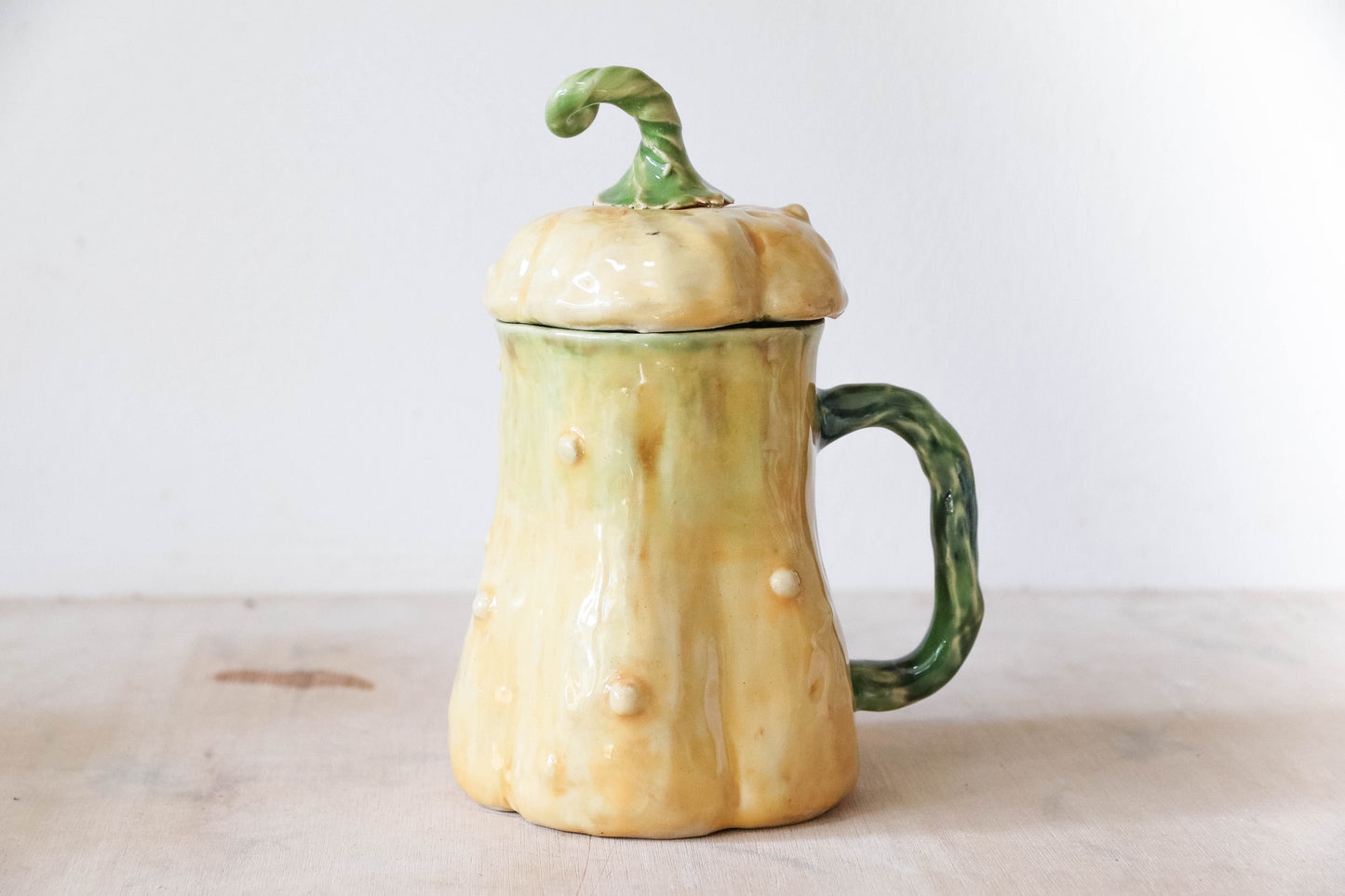 Peekaboo Bat Gourd Stoneware Mug