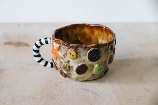 Buttons Stoneware Pot