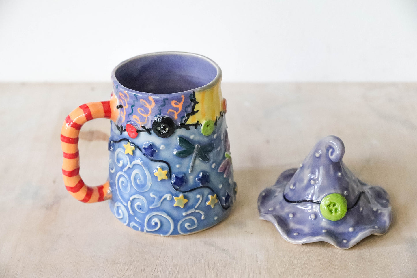 Coraline Stoneware Pot
