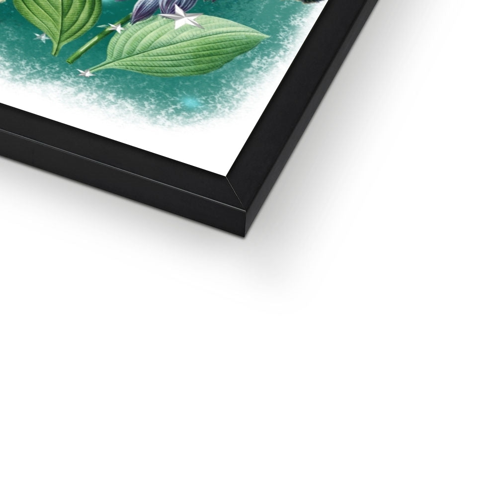 Hoa Hoa Framed Print