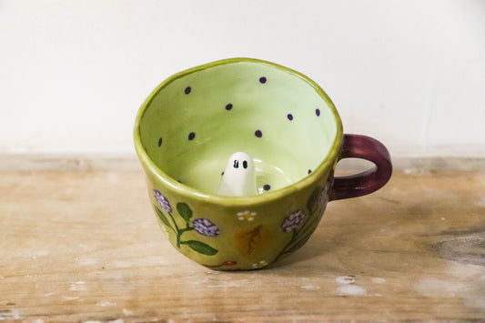 Peekaboo Ghost Green Berries Mug