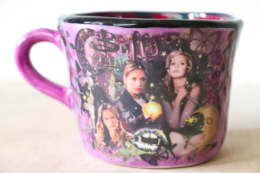 Buffy Floral Burgundy Mug