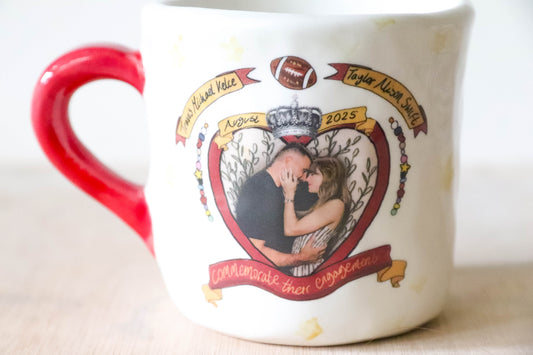 Red Royal Engagement Small Mug
