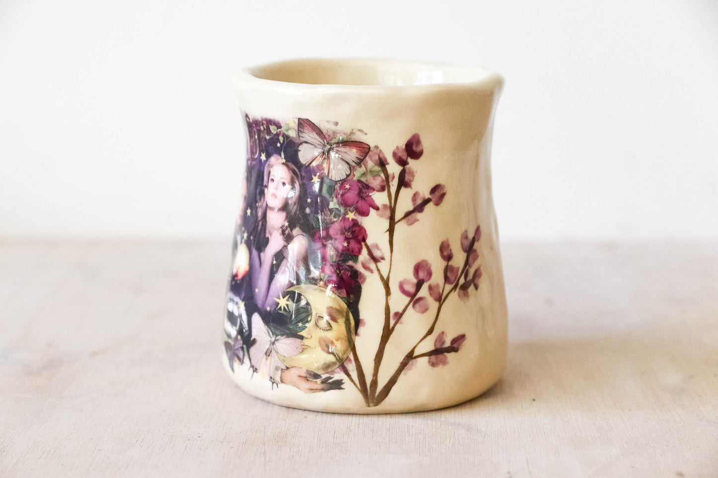 Cream Buffy Tulip Mug