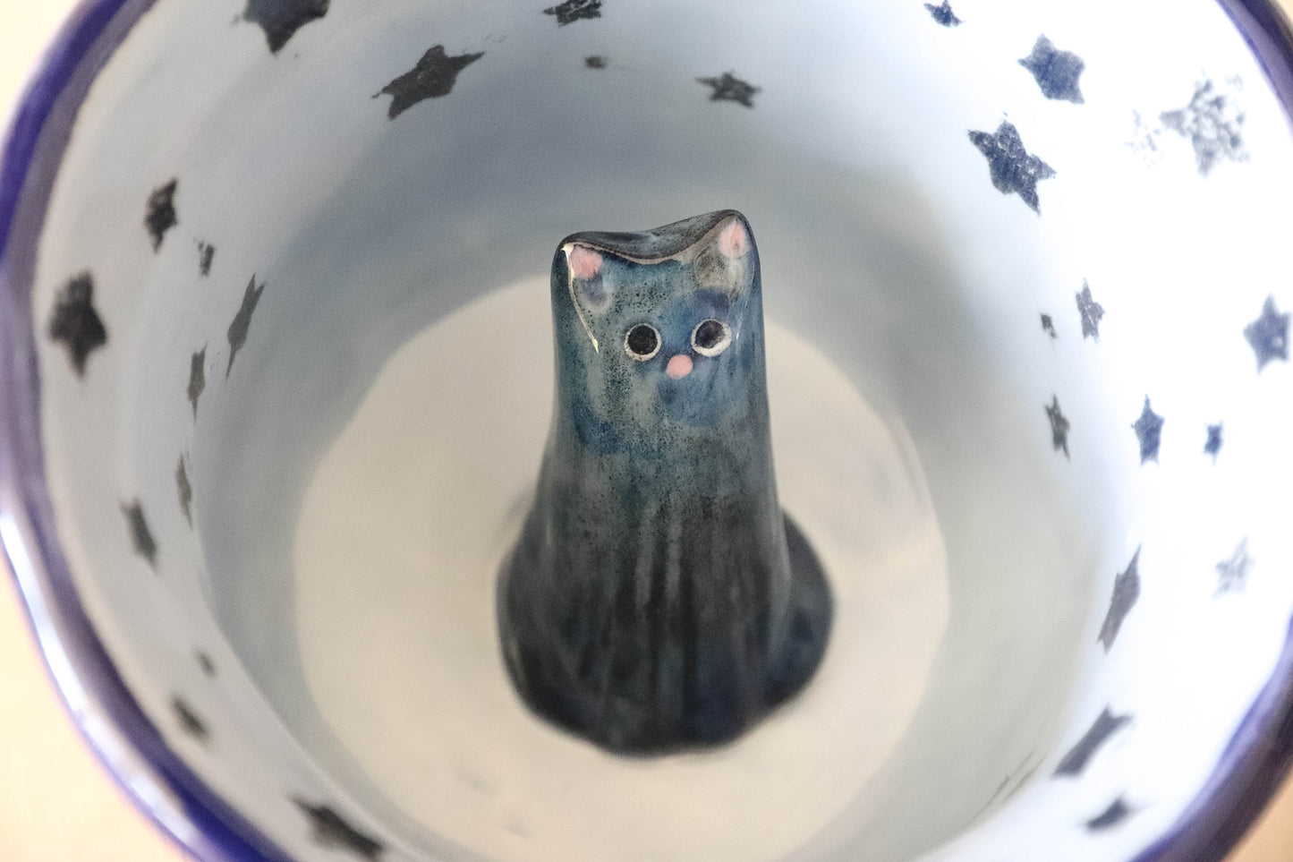 Peekaboo Cat Blue Sabrina Mug
