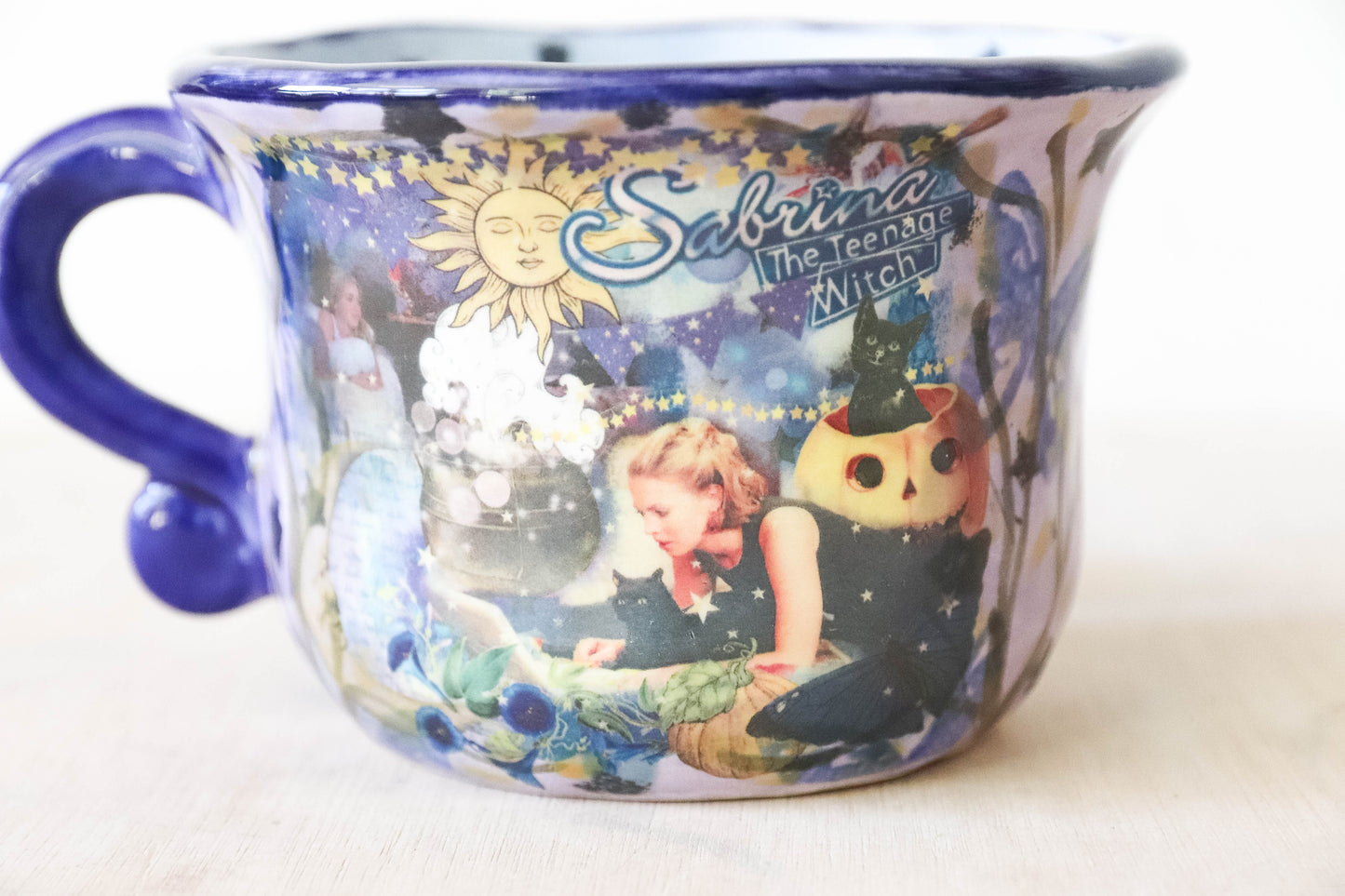 Peekaboo Cat Blue Sabrina Mug