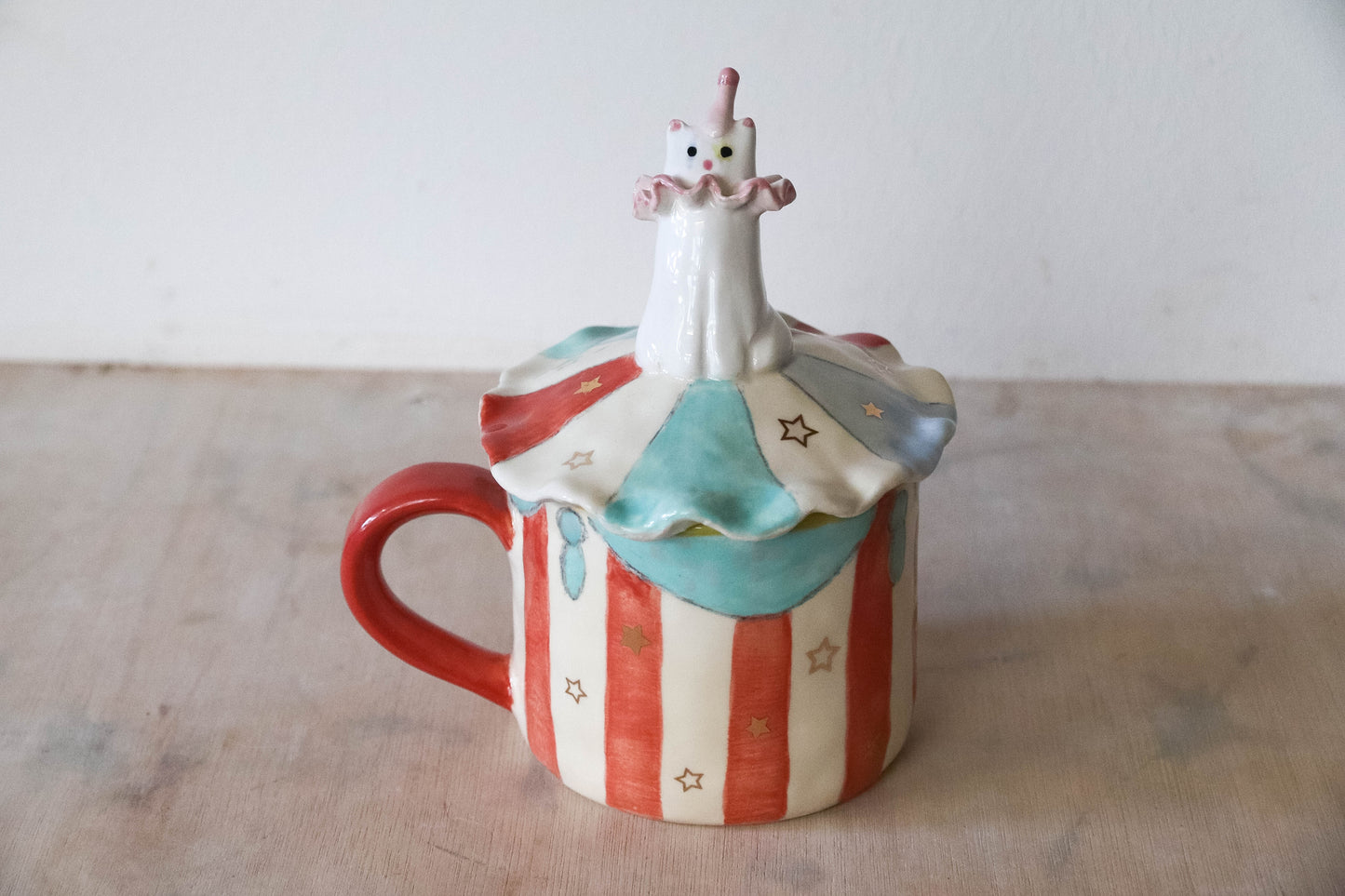 Clown Cat Lidded Mug