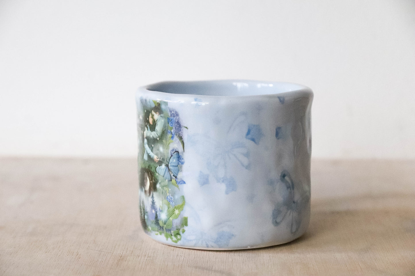 Blue Sparkly Vampire Twilight Medium Mug