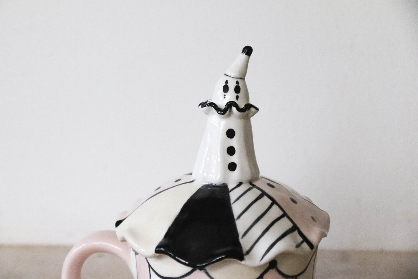 Pierrot Ghost Lidded Mug