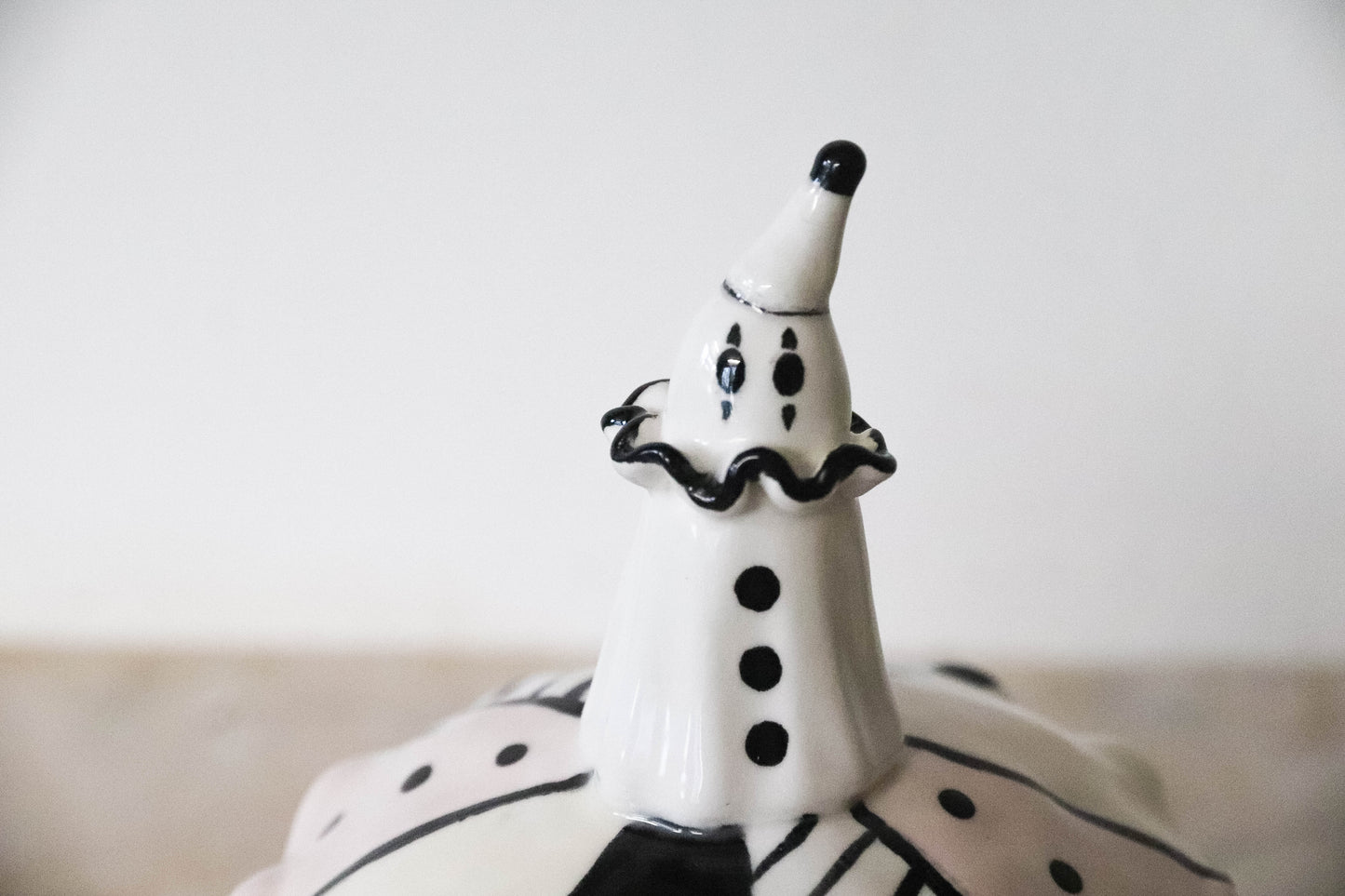 Pierrot Ghost Lidded Mug