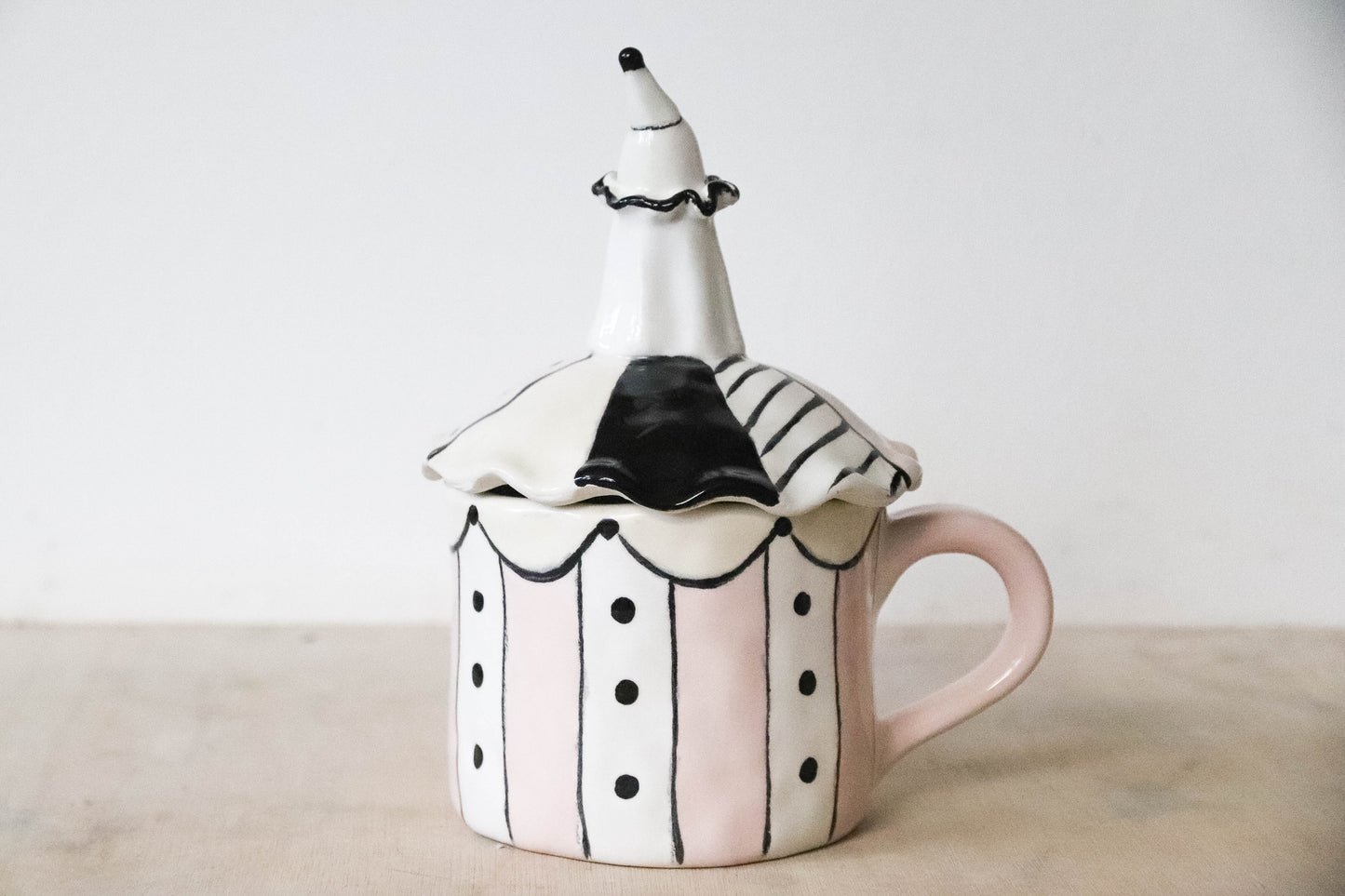 Pierrot Ghost Lidded Mug
