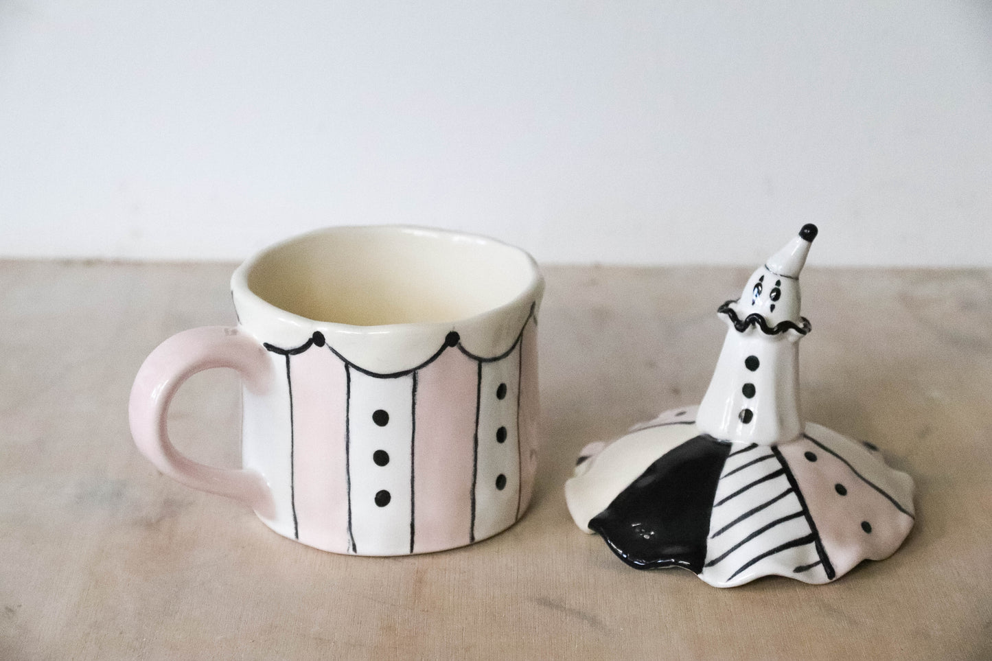 Pierrot Ghost Lidded Mug