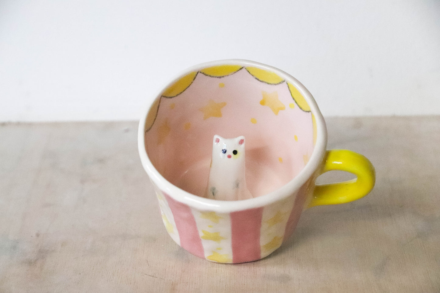 Peekaboo Clown Cat Pink Mug
