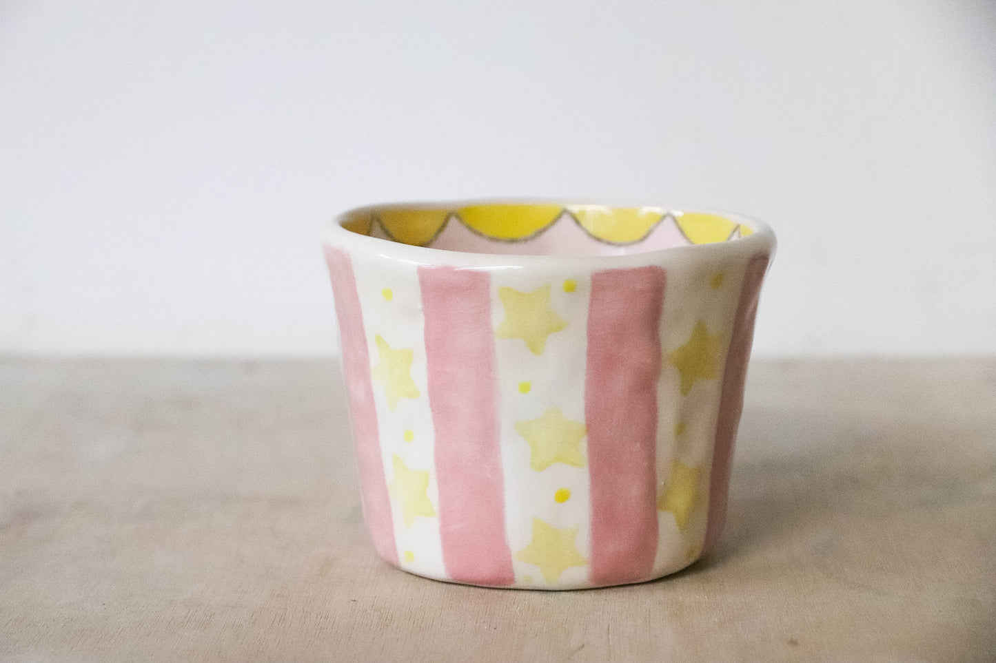 Peekaboo Clown Cat Pink Mug