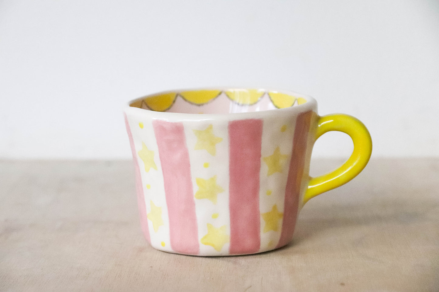 Peekaboo Clown Cat Pink Mug