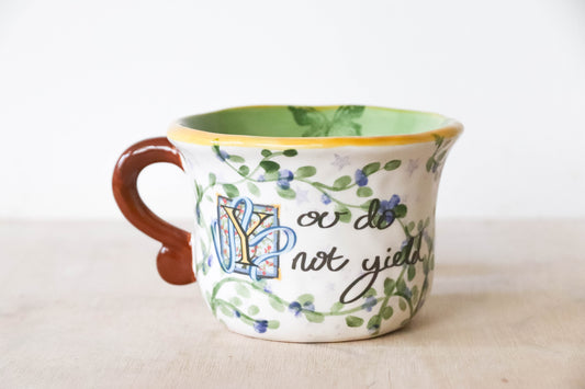 Peekaboo Dragon Throne of Glass Mug