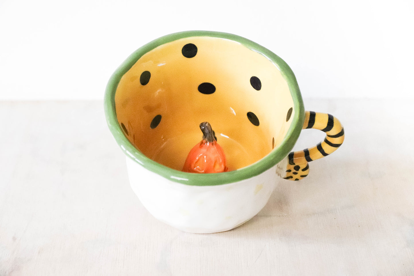 Peekaboo Pumpkin Trio Mug