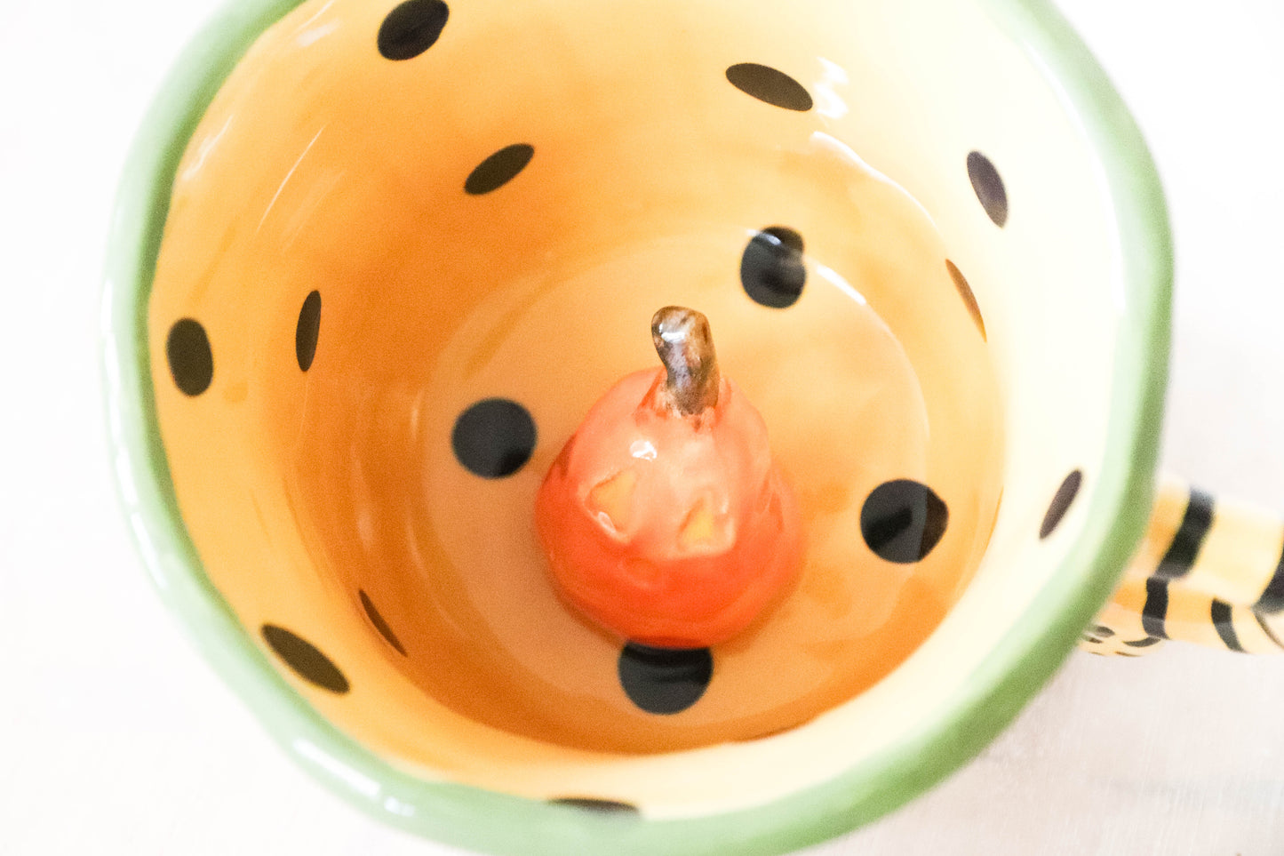 Peekaboo Pumpkin Trio Mug