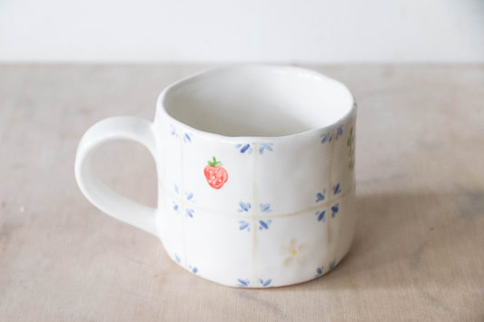 Tiles Medium Mug