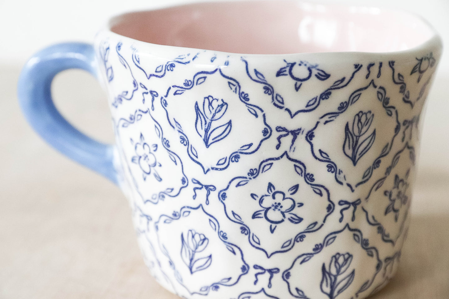 Peekaboo Cat Regency Mug