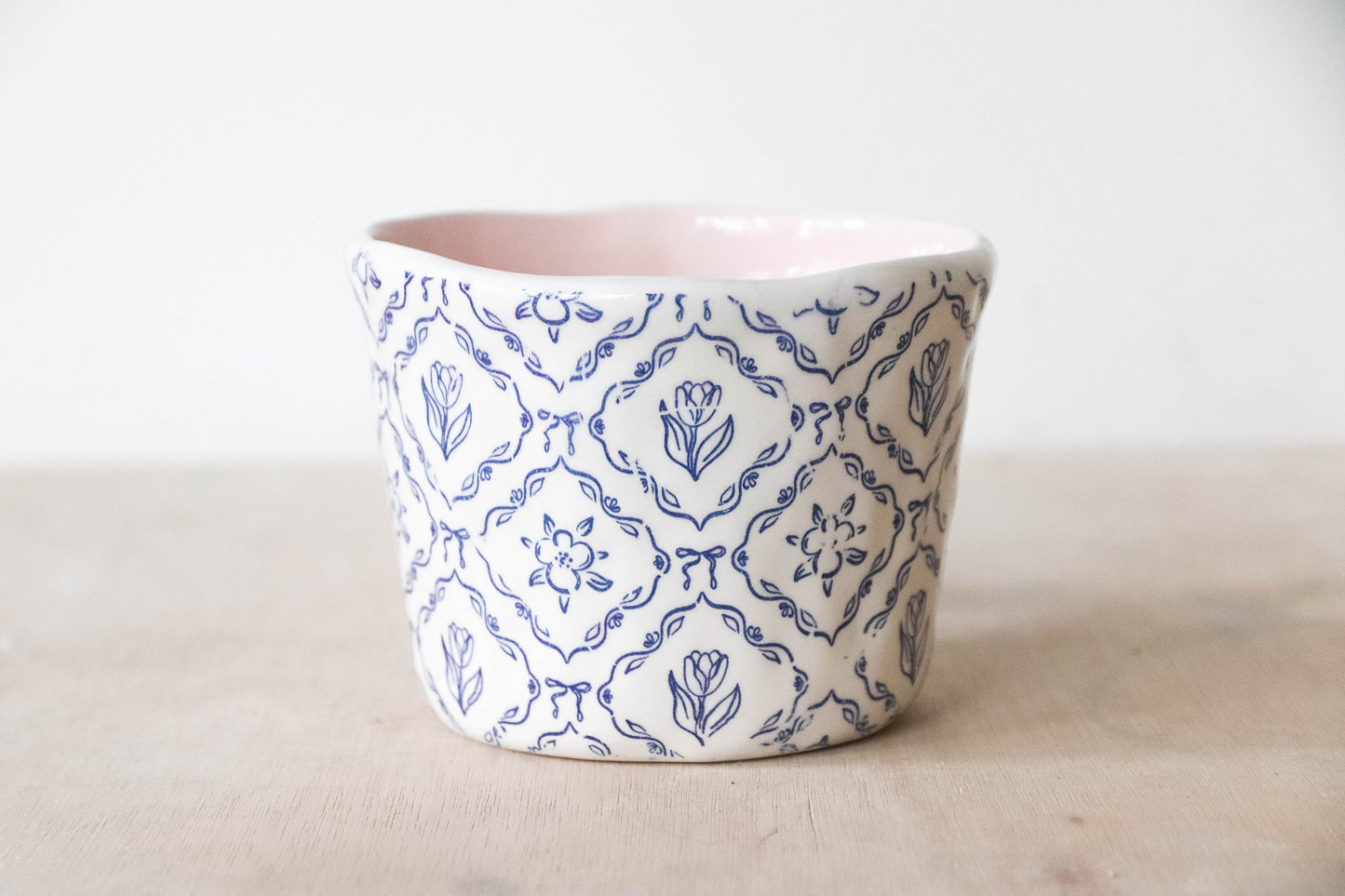 Peekaboo Cat Regency Mug