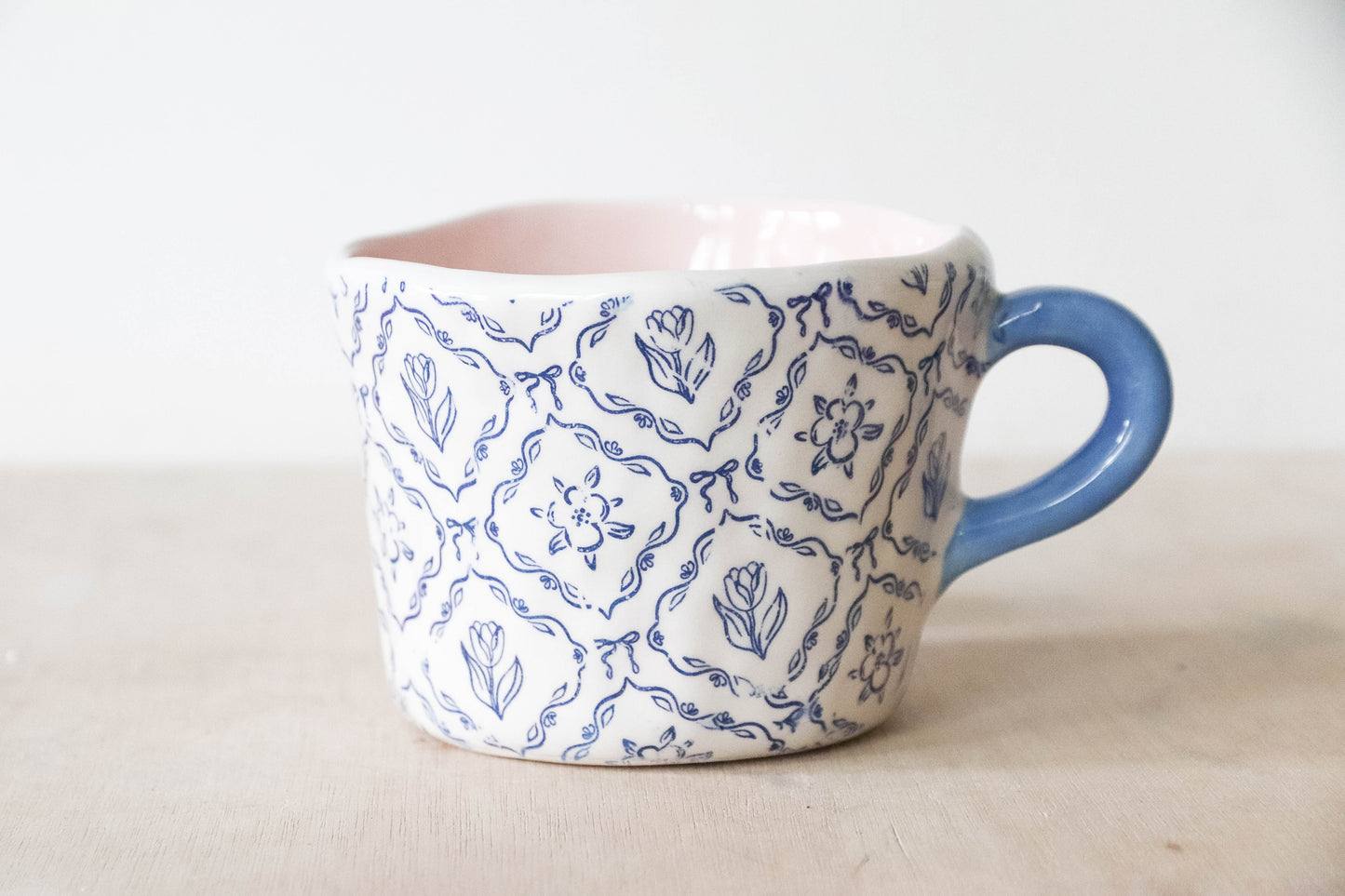 Peekaboo Cat Regency Mug