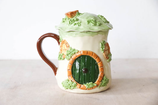 Green Hobbit Lid Tulip Mug