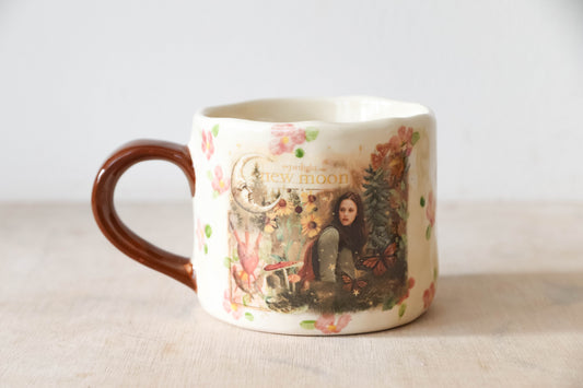 New Moon Bella Mug Medium