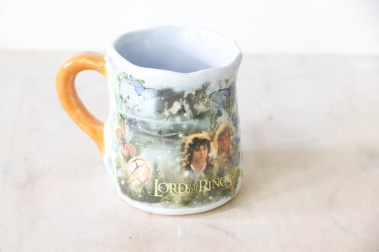 Frodo and Sam Tulip Mug