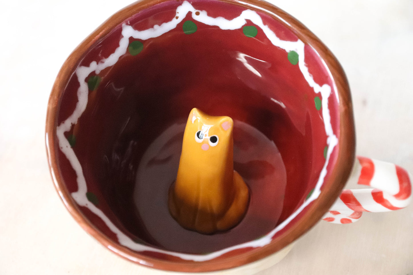 Peekaboo Cat Christmas Pudding Mug