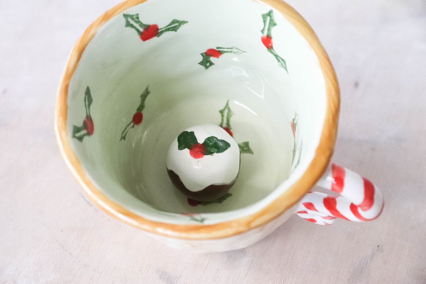 Peekaboo Christmas Pudding Fireplace Mug