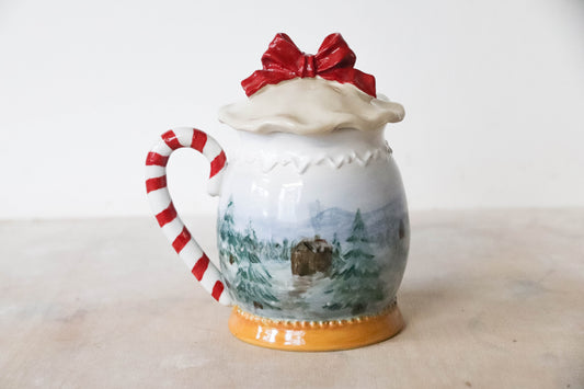 Lidded Snowglobe Mug