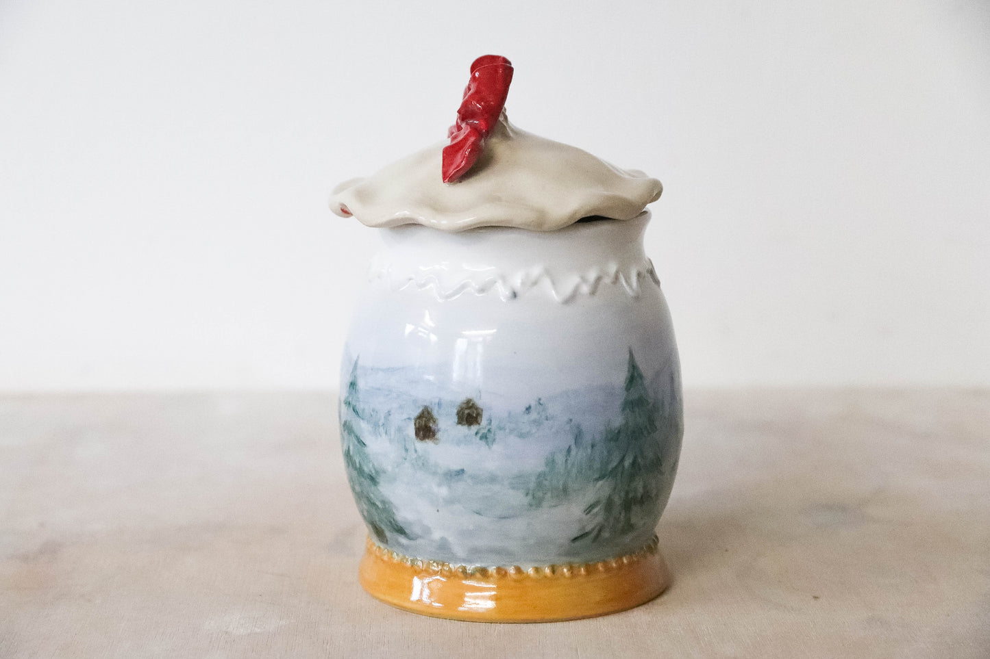 Lidded Snowglobe Mug