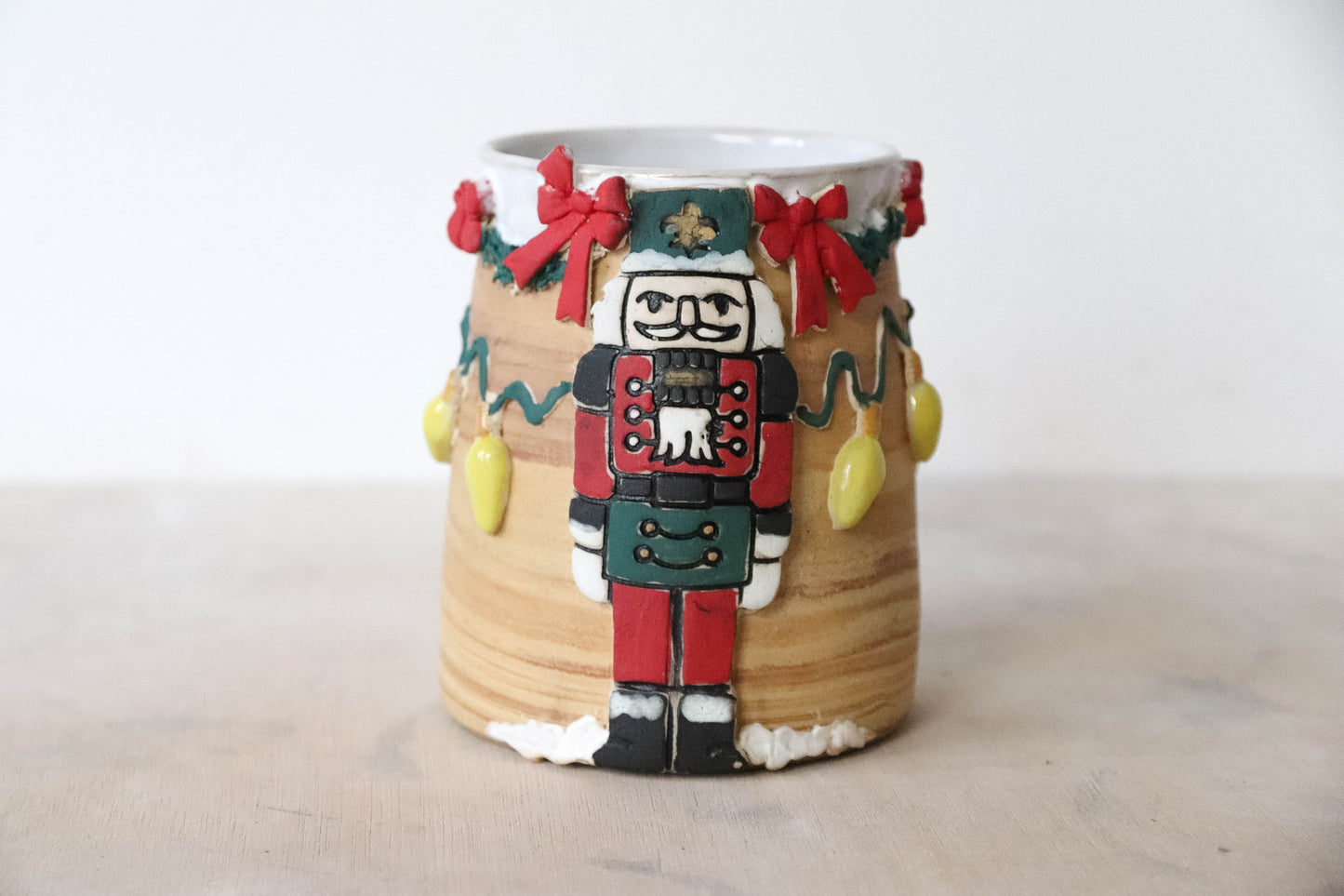 *No Handle* Nutcracker Pot