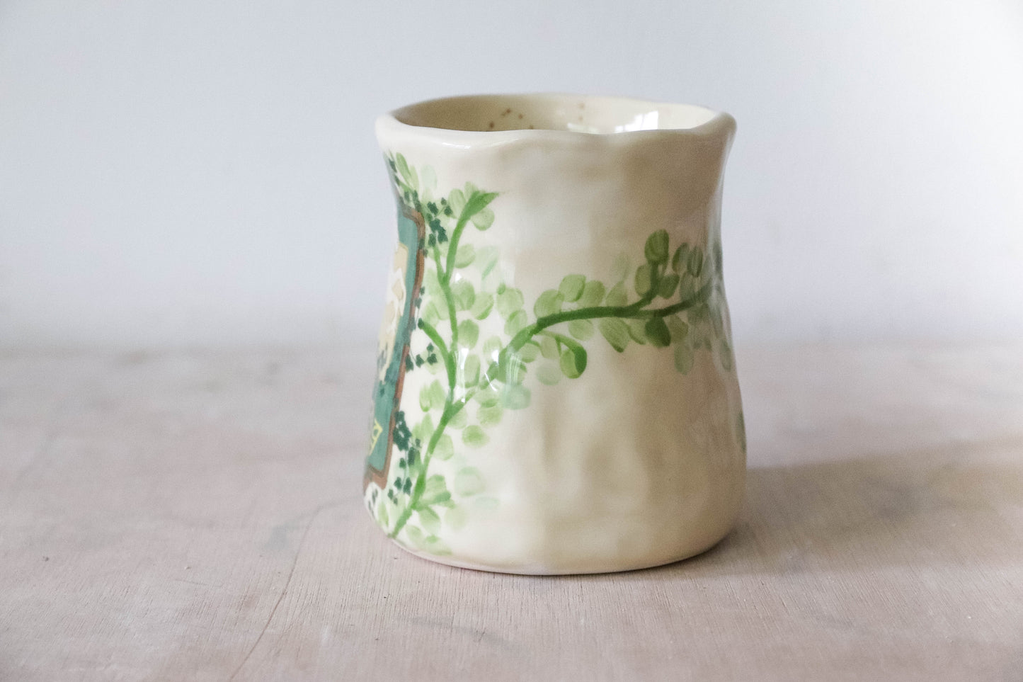 Prancing Pony Vines Tulip Mug