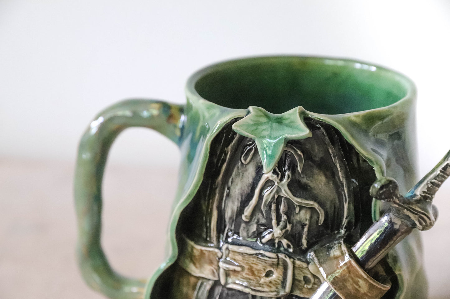 Aragorn Stoneware Mug