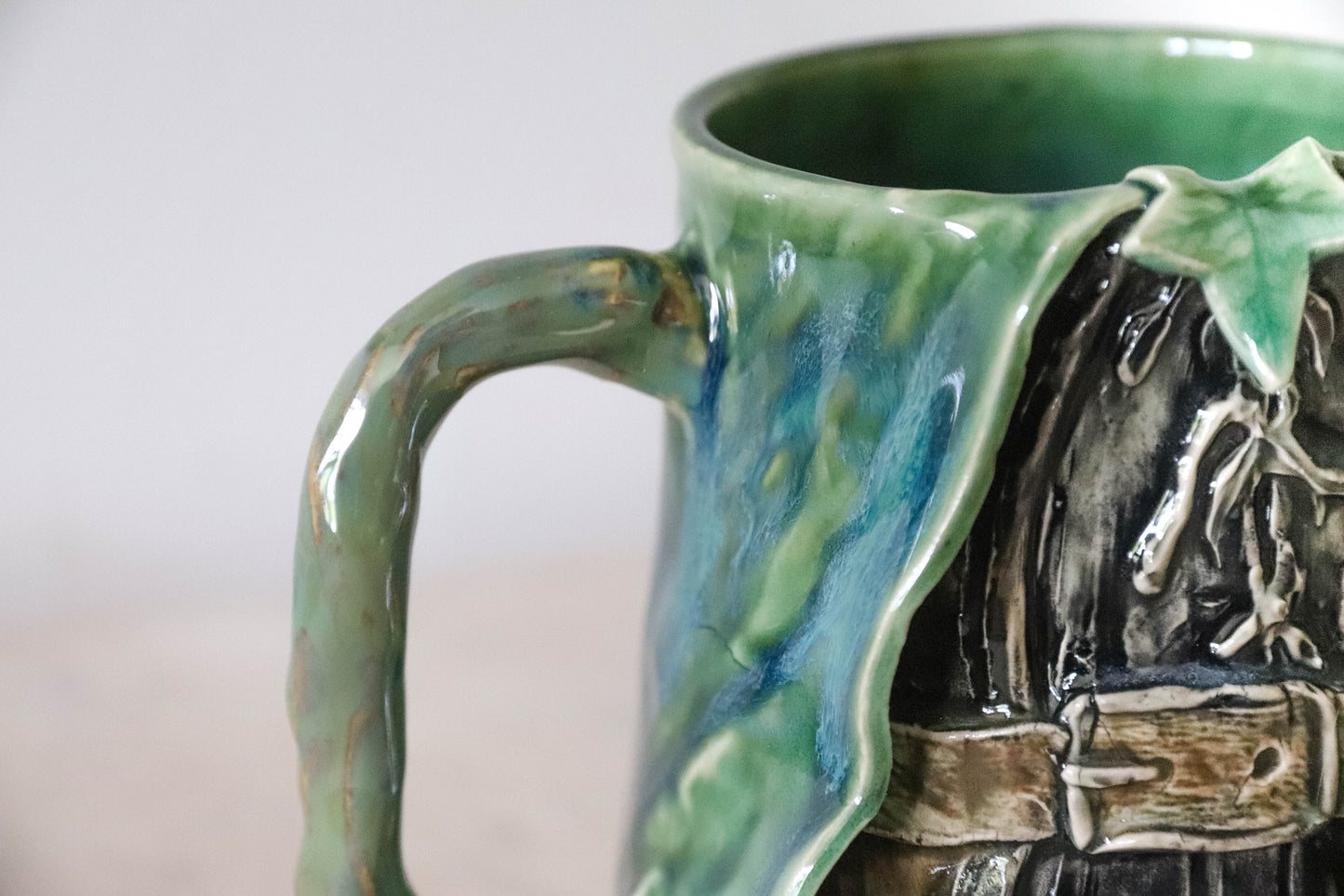 Aragorn Stoneware Mug