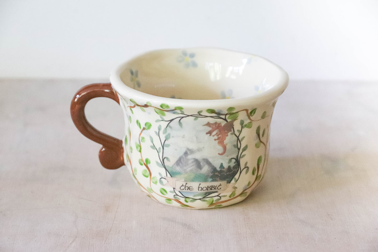 The Hobbit Vines Flare Mug