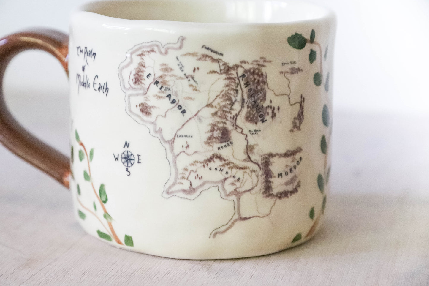 Map of Middle Earth Mug Medium