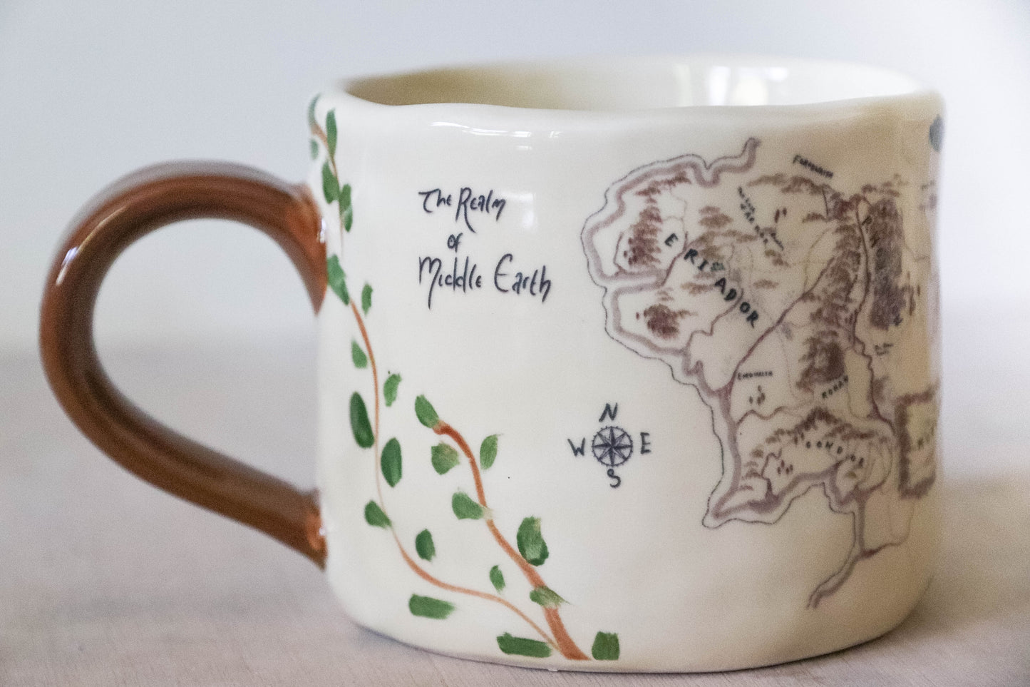 Map of Middle Earth Mug Medium