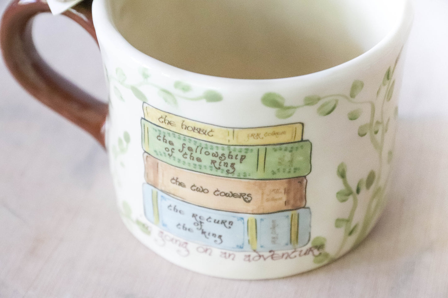 LOTR books Mug Large