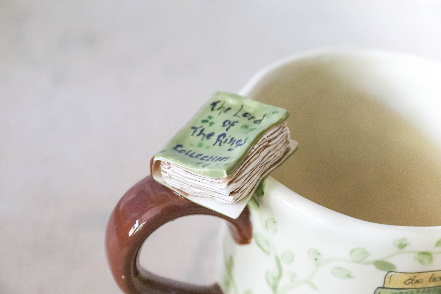 LOTR books Mug Large