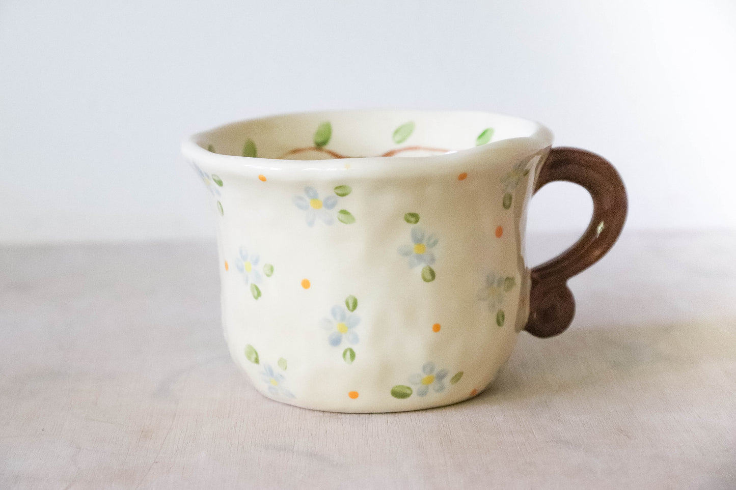 The Hobbit Daisy and Dots Mug