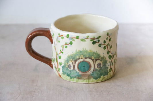 Hobbit House Vines Mug Large